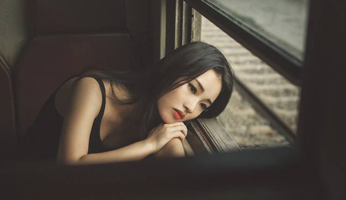 特別傷感讓人看了想哭的句子，最傷感的句子看了想哭